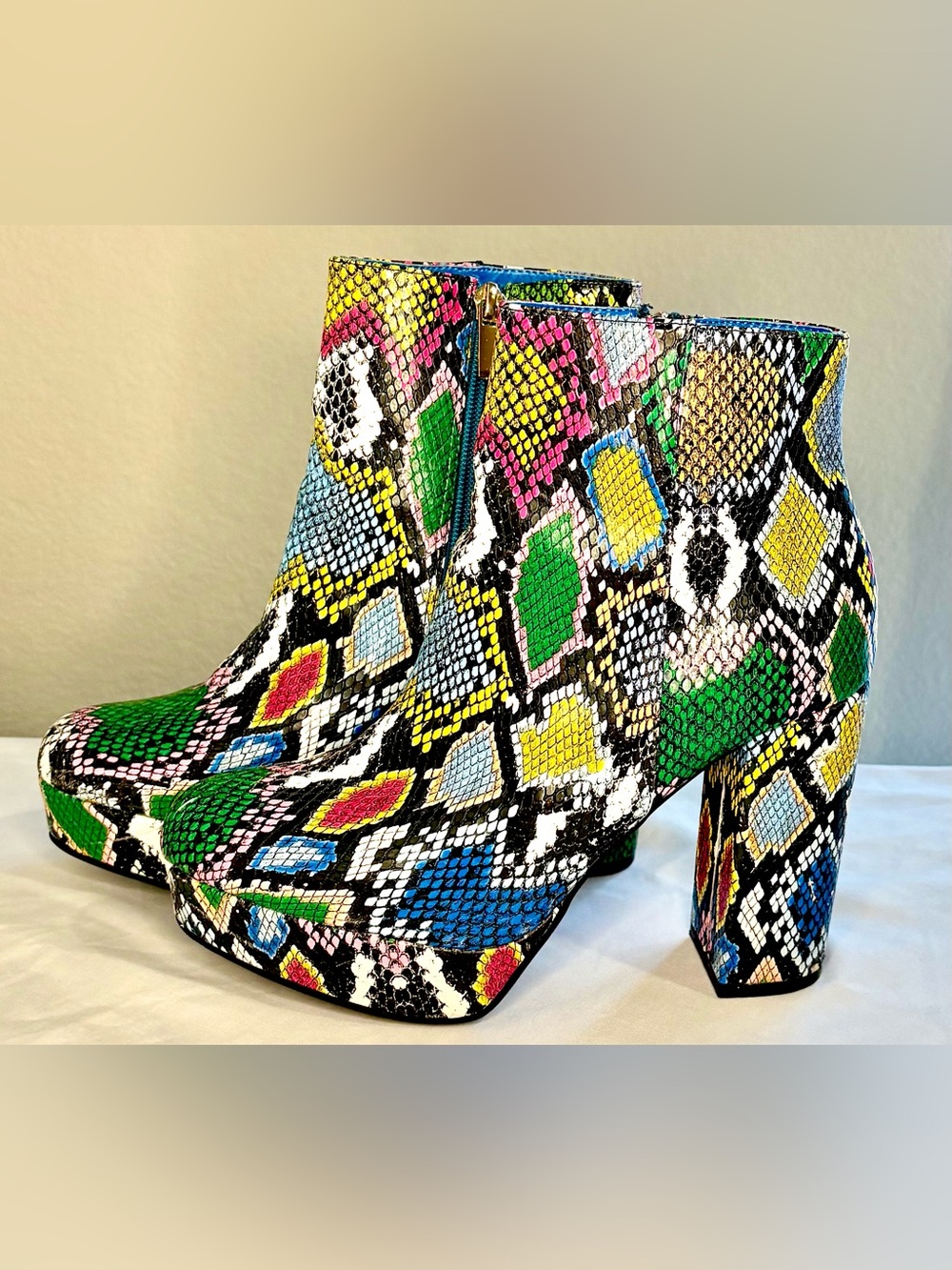 Bamboo Sorbet-01 Multicolor Snakeskin Platform Ankle Boots Size 7